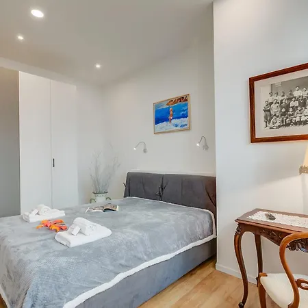 Casa Angerin 3 - 100m From Sea - Happy شقة ألاسيو