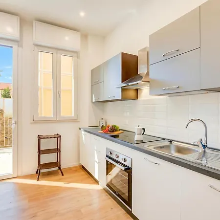 Casa Angerin 3 - 100m From Sea - Happy Apartamento Alassio