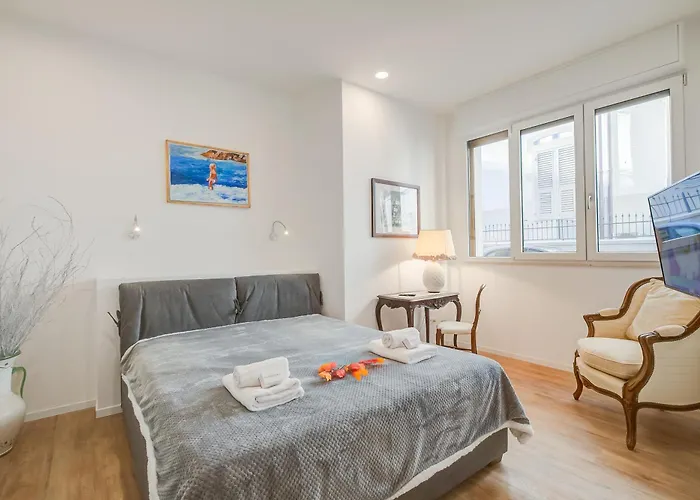 Ala - Casa Angerin 3 - 100m From Sea - Happy Apartment *